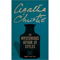 The Mysterious Affair at Styles (Poirot) (Hercule Poirot Series) 